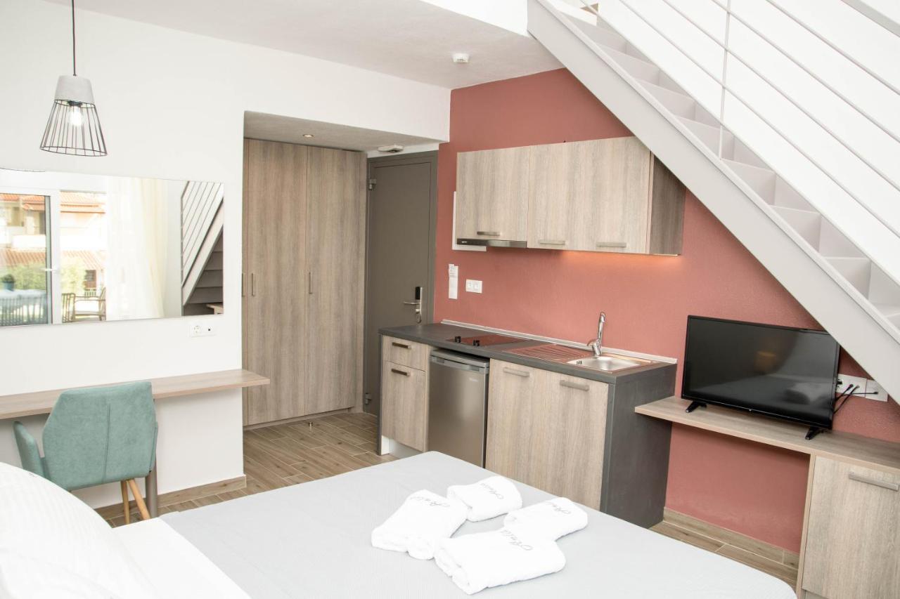 Aelia Luxury Apartments Nikiti  Extérieur photo